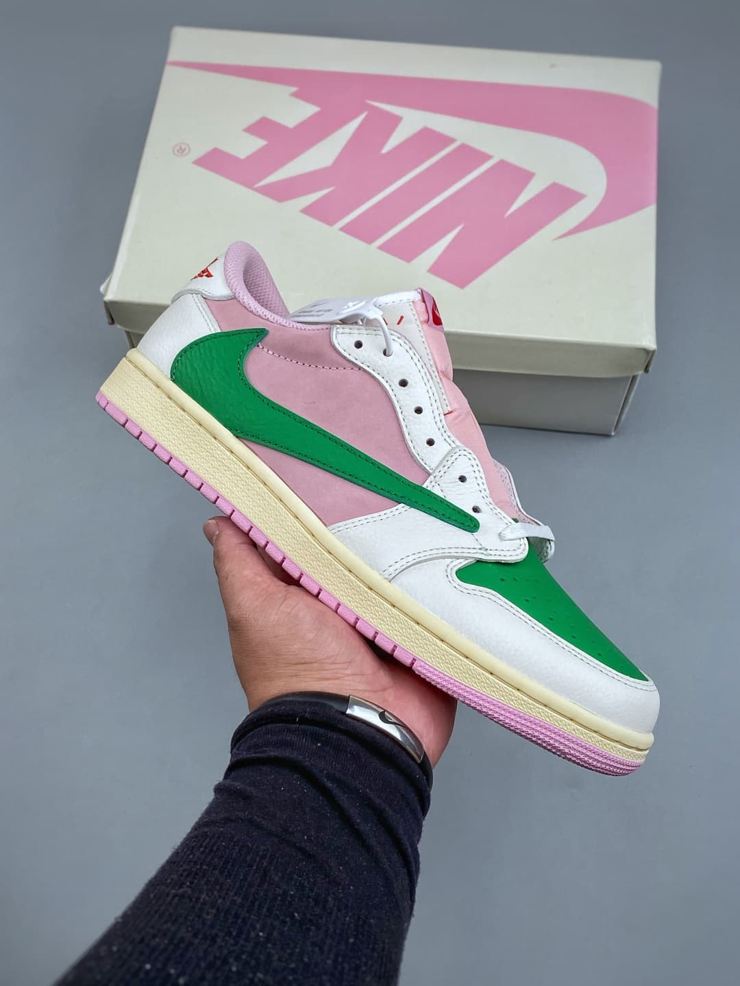 Travis Scott x Air Jordan 1 Low